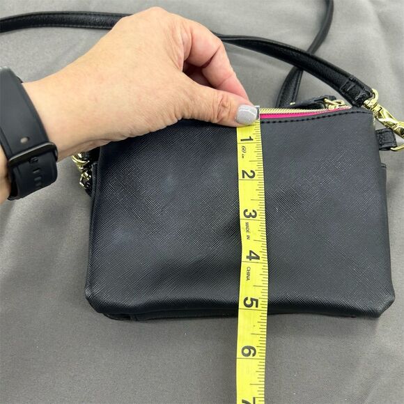 Betsey Johnson Small Crossbody Quilt Purse Black/Cream/Gold Multicolor - Picture 8 of 8